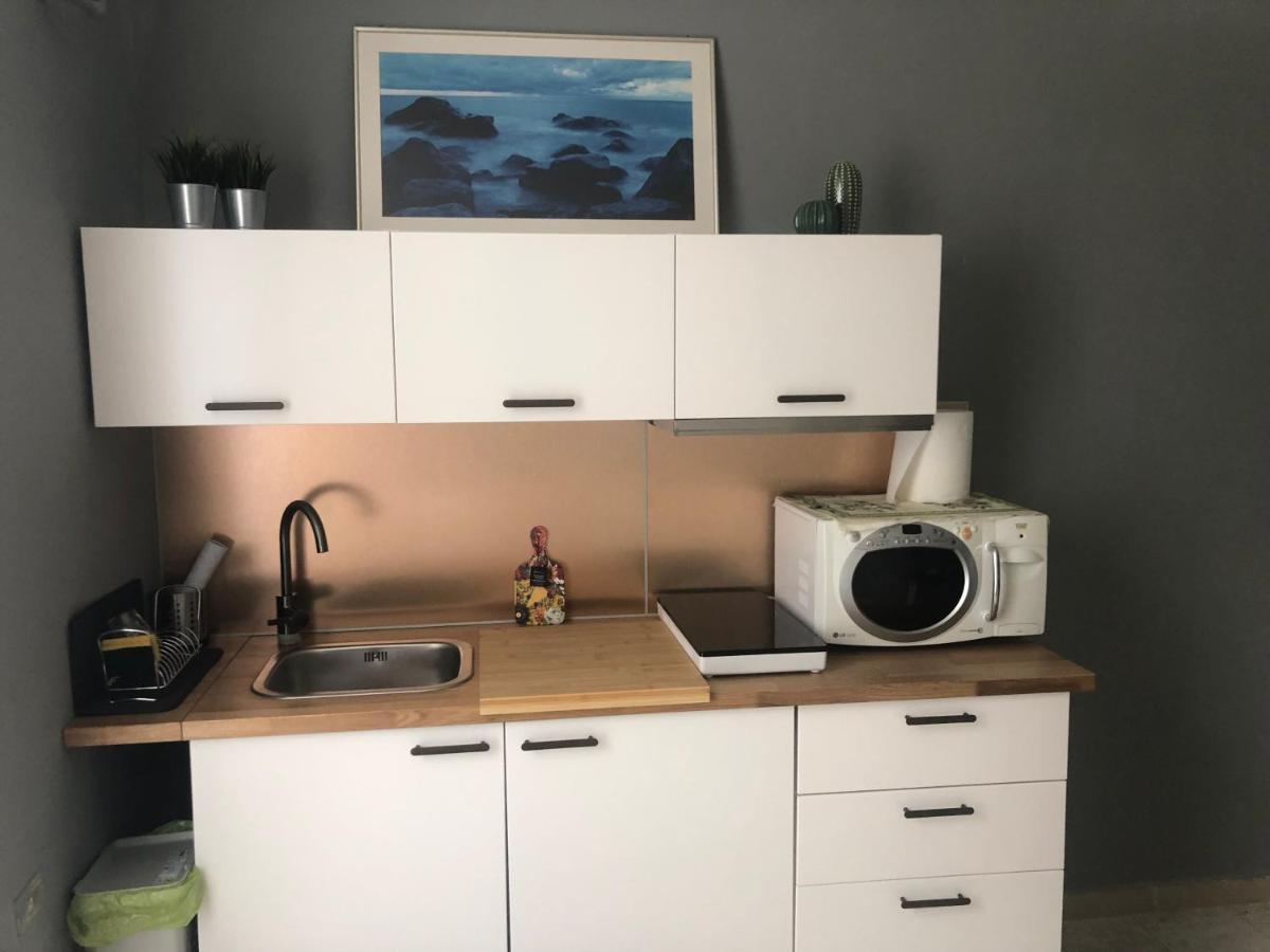 Borghetto Pedale In Town Apartment แตร์ลิซซี ภายนอก รูปภาพ